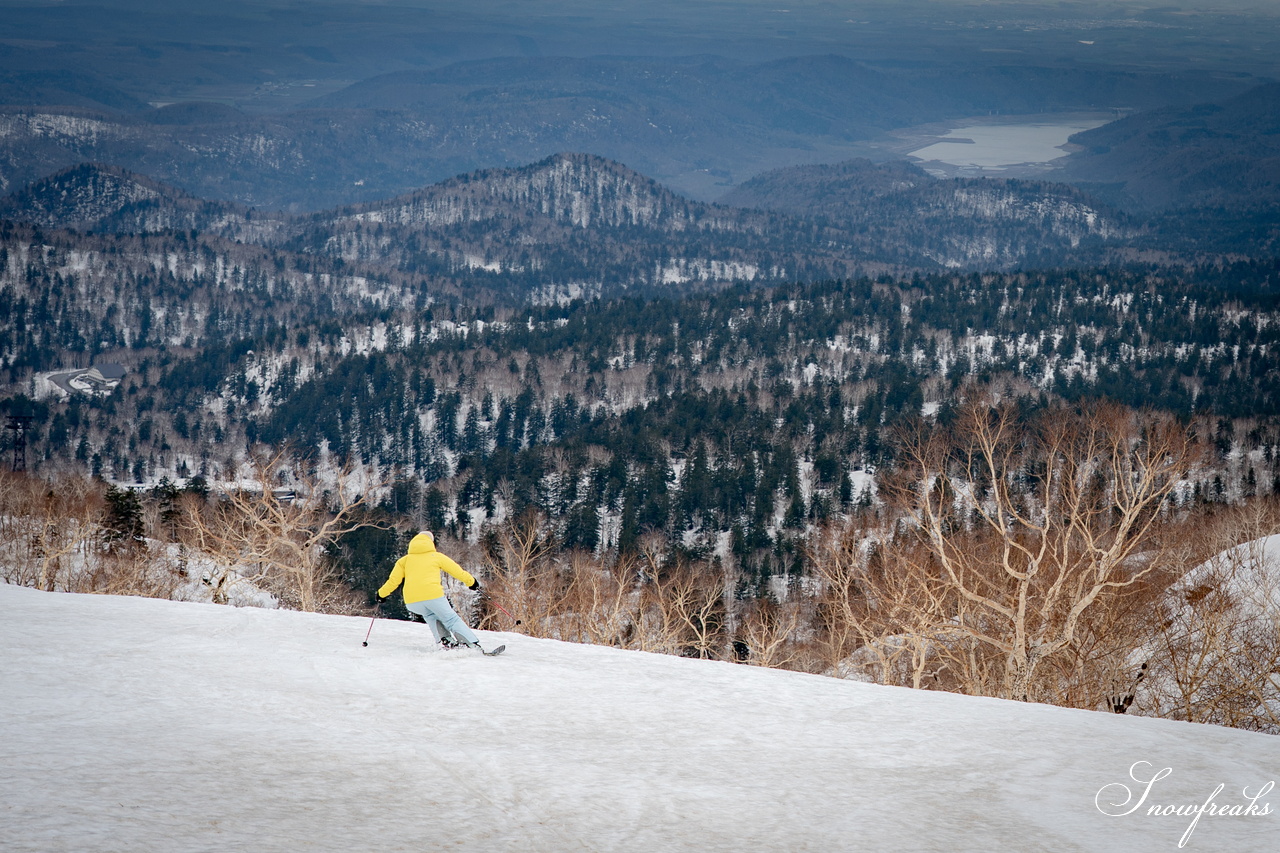 大雪山旭岳ロープウェイ｜ 2025～2026 Season Final...。北海道でイチバン高い山『旭岳』斜面にシュプールを描いて、滑り納め。今シーズンもありがとうございました。